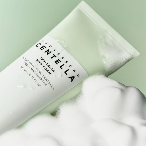 SKIN1004 Madagascar Centella Tea-Trica BHA Foam - 125ml - Image 3